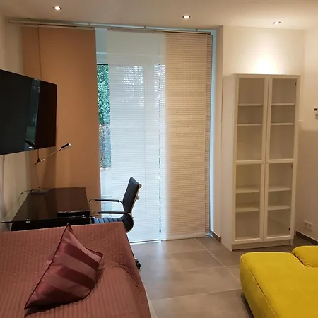 Lejlighed Brenzapartments *