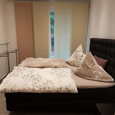 Lejlighed Brenzapartments *